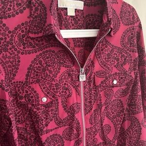 MICHAEL Michael Kors Pink and Black Bomber Jacket with Elegant Design